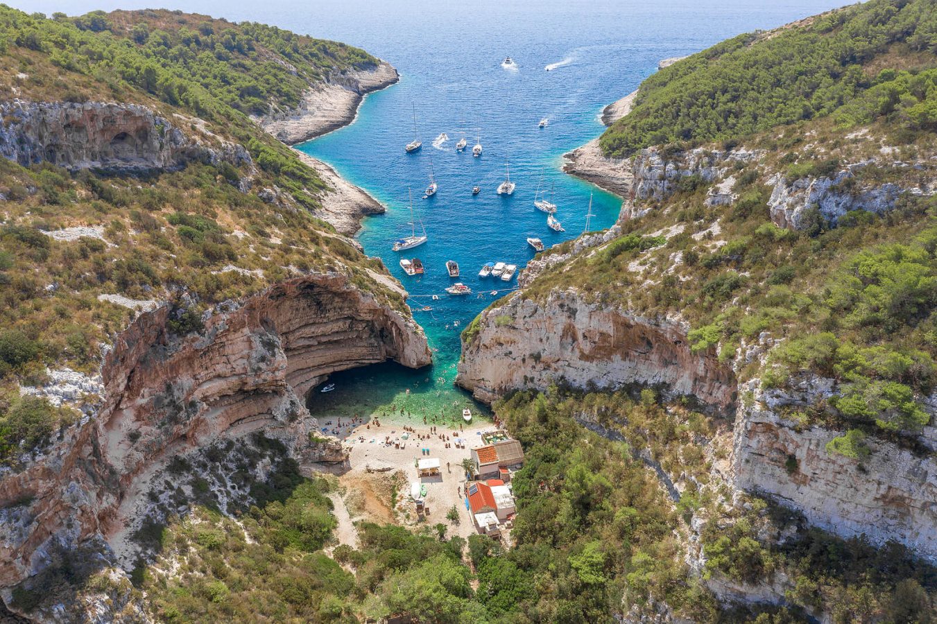 Stiniva Beach, Vis