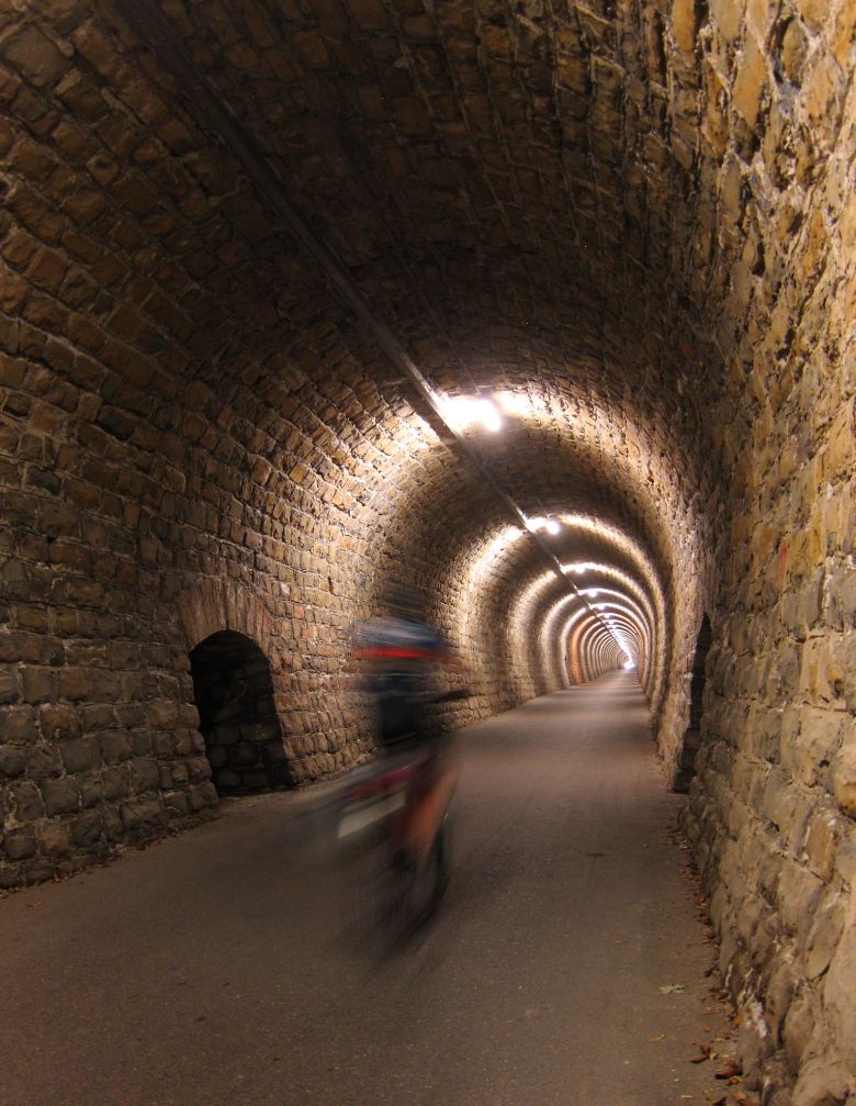 Tunel