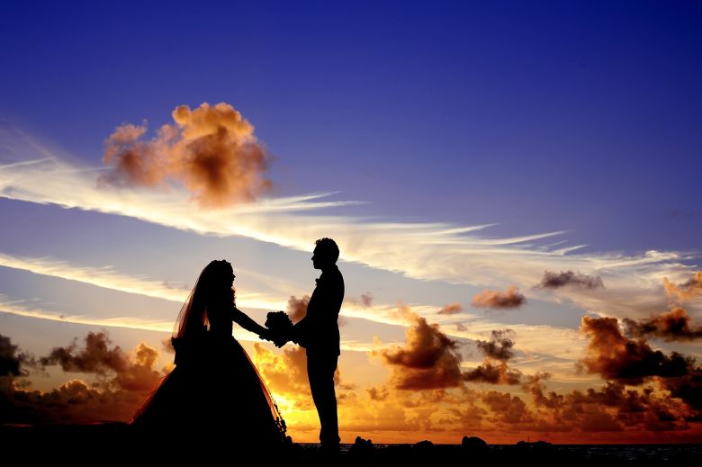 Bryllup i solnedgangen